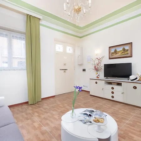 Villino Clara * Viareggio