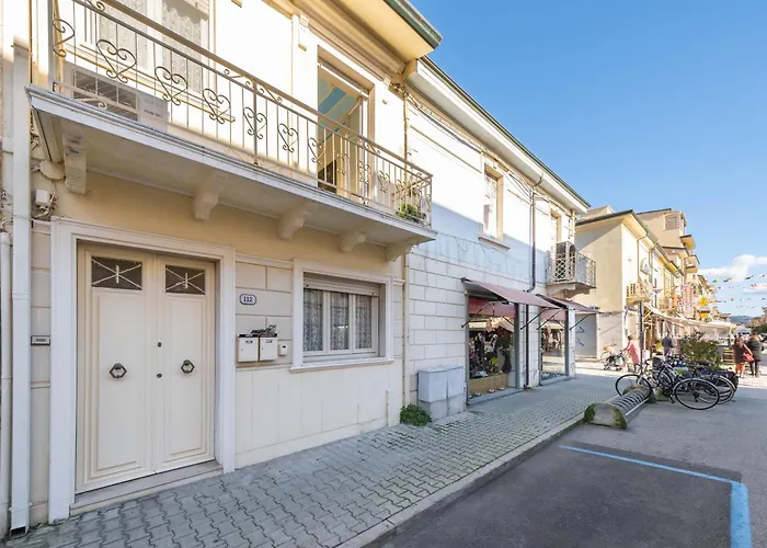 Villino Clara Viareggio