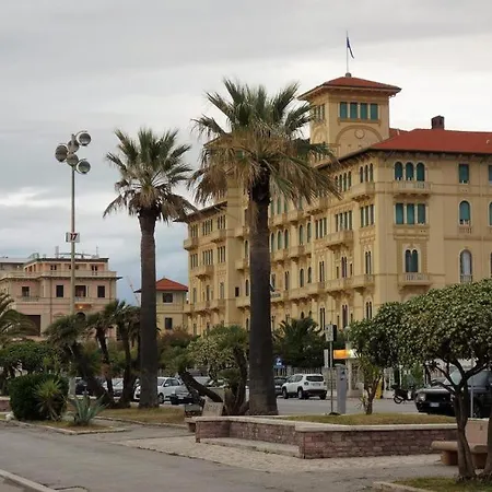 Villino Clara * Viareggio
